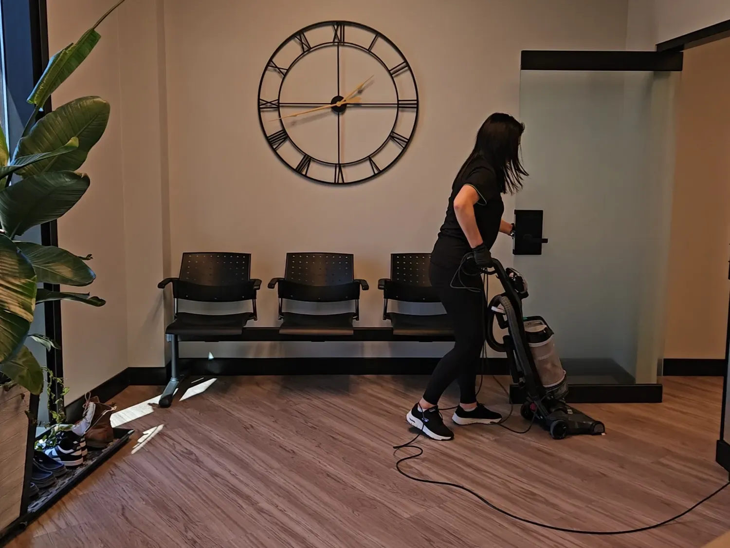 Cleaning for small business offices and studios in Ottawa